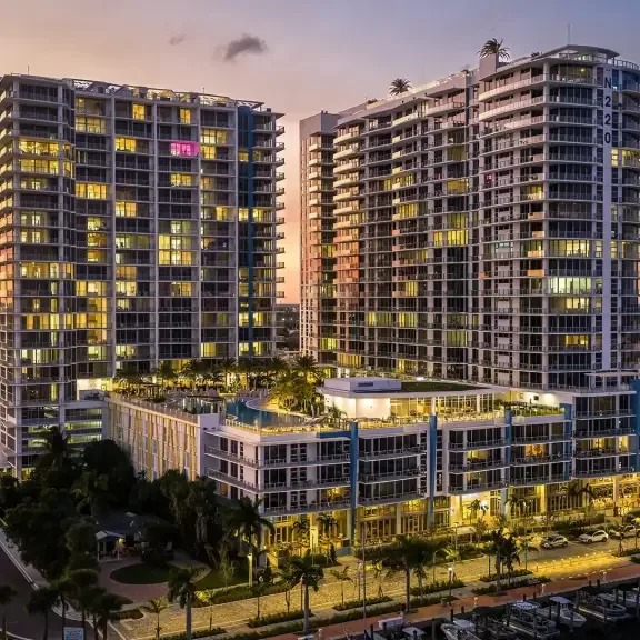 Exterior-043-220LakeShoreDrive-LakePark-FL-33403-FULL-1