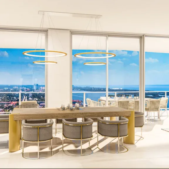 N220_Skysuite 5_Dining_e